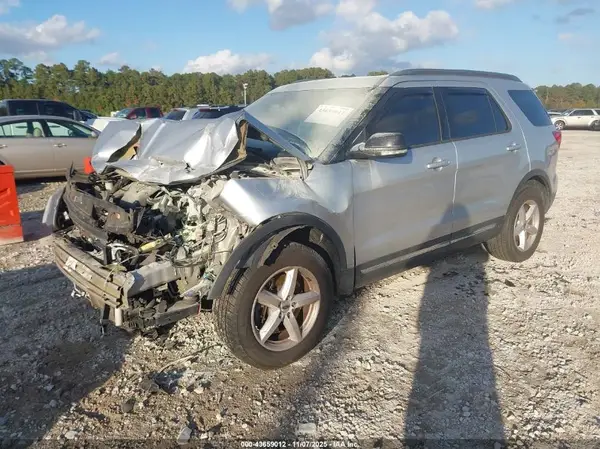 1FM5K8D84HGC48524 2017 FORD EXPLORER - Image 2