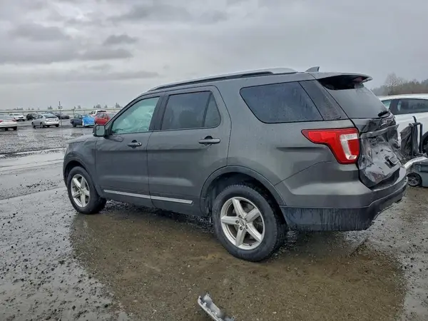 1FM5K8D84HGC62424 2017 FORD EXPLORER - Image 2
