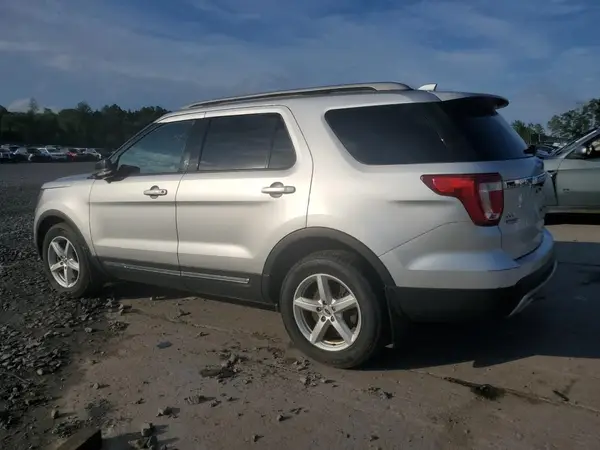 1FM5K8D84HGC98601 2017 FORD EXPLORER - Image 2