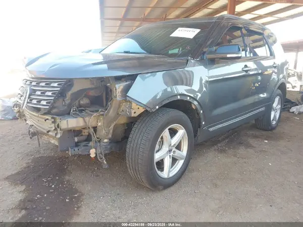 1FM5K8D84HGD03487 2017 FORD EXPLORER - Image 2