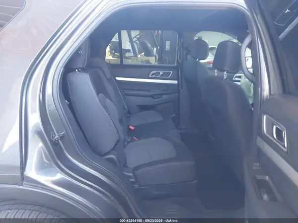 1FM5K8D84HGD03487 2017 FORD EXPLORER - Image 8