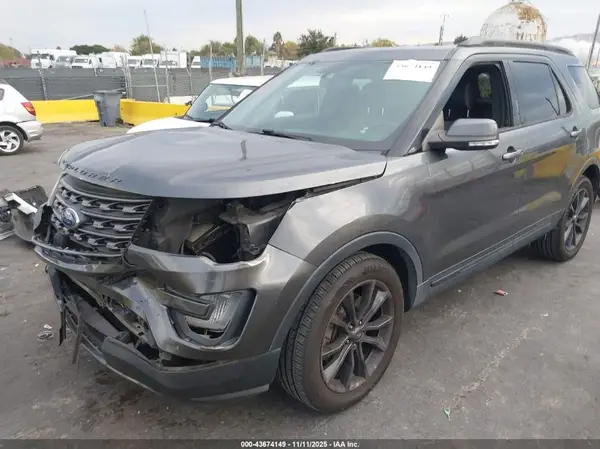 1FM5K8D84HGD04798 2017 FORD EXPLORER - Image 2