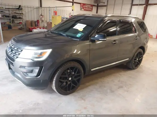 1FM5K8D84HGD19303 2017 FORD EXPLORER - Image 2