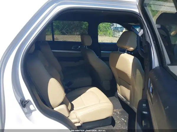 1FM5K8D84HGD38580 2017 FORD EXPLORER - Image 8
