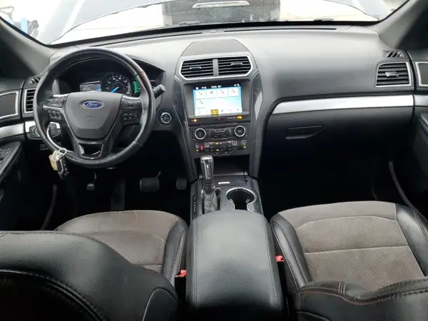 1FM5K8D84HGD40992 2017 FORD EXPLORER - Image 8