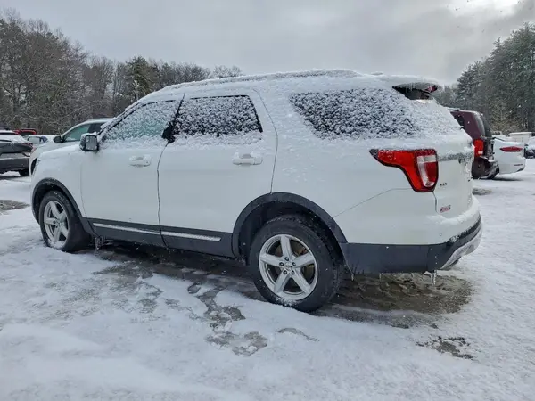 1FM5K8D84HGD44587 2017 FORD EXPLORER - Image 2