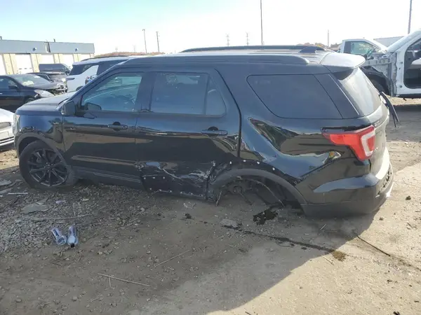 1FM5K8D84HGD48462 2017 FORD EXPLORER - Image 2