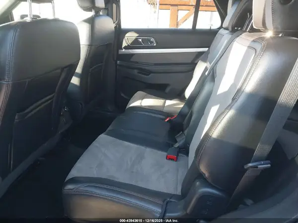 1FM5K8D84HGD74415 2017 FORD EXPLORER - Image 8