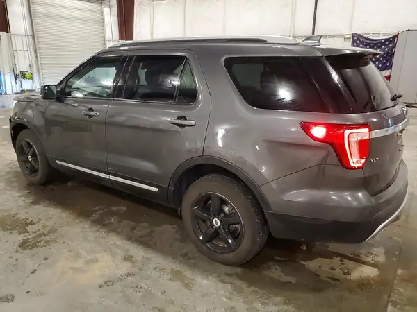 1FM5K8D84HGD89013 2017 FORD EXPLORER - Image 2