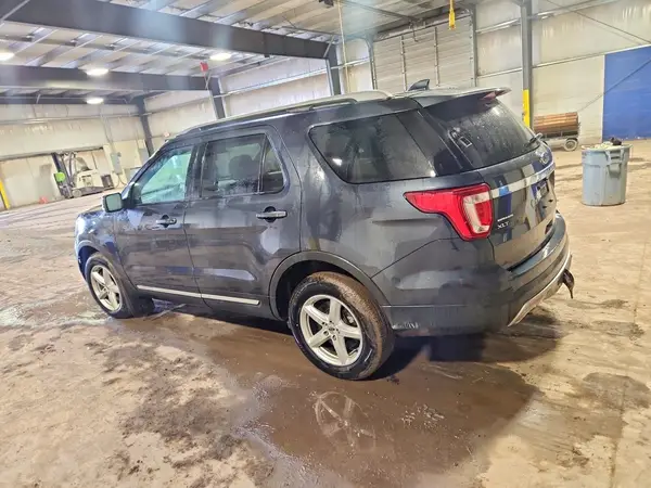 1FM5K8D84HGE02262 2017 FORD EXPLORER - Image 2
