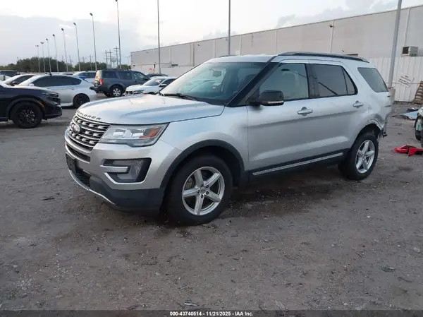 1FM5K8D84HGE12838 2017 FORD EXPLORER - Image 2