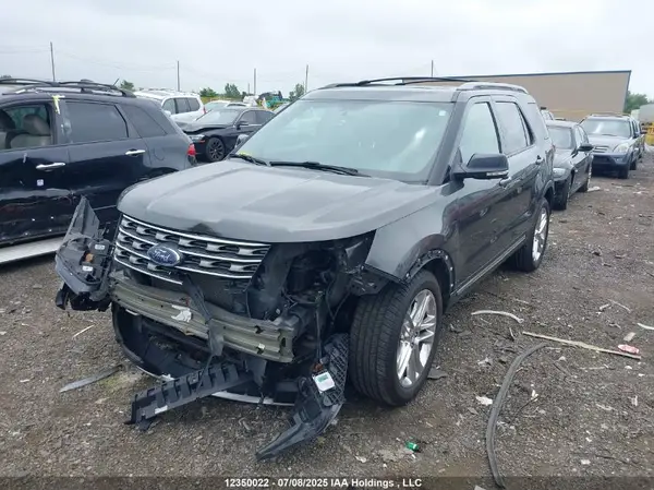 1FM5K8D84HGE15917 2017 FORD EXPLORER - Image 2
