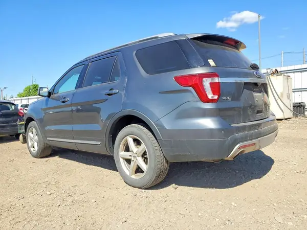 1FM5K8D84HGE35620 2017 FORD EXPLORER - Image 2