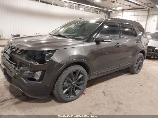 1FM5K8D84HGE38095 2017 FORD EXPLORER - Image 2