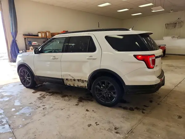 1FM5K8D84JGA10260 2018 FORD EXPLORER - Image 2