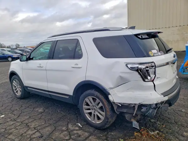 1FM5K8D84JGA19993 2018 FORD EXPLORER - Image 2
