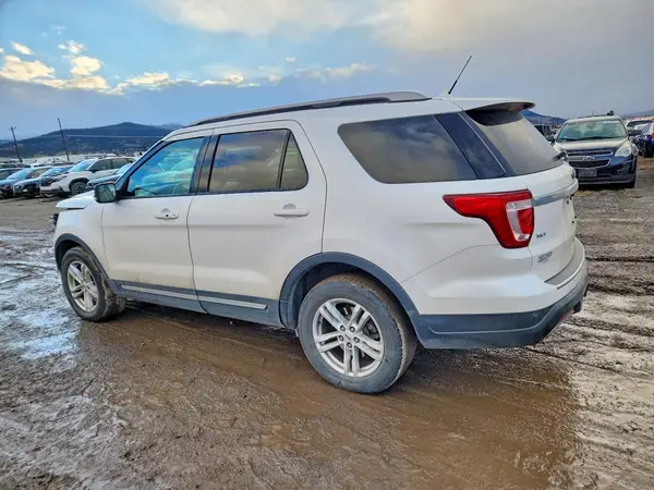 1FM5K8D84JGA20027 2018 FORD EXPLORER - Image 2