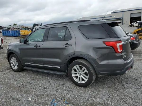 1FM5K8D84JGA75027 2018 FORD EXPLORER - Image 2