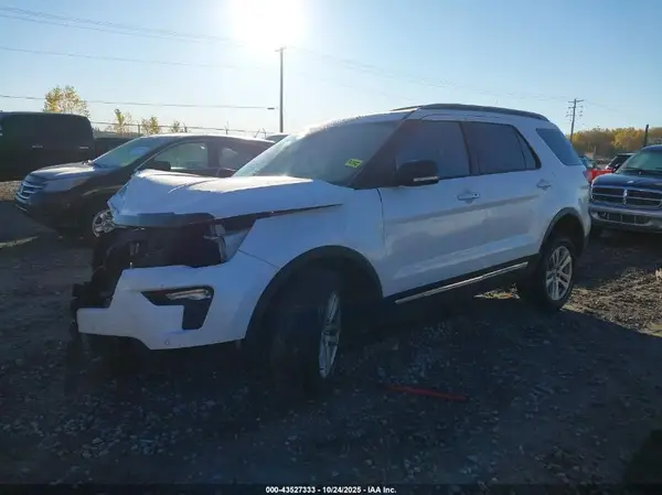 1FM5K8D84JGA77845 2018 FORD EXPLORER - Image 2