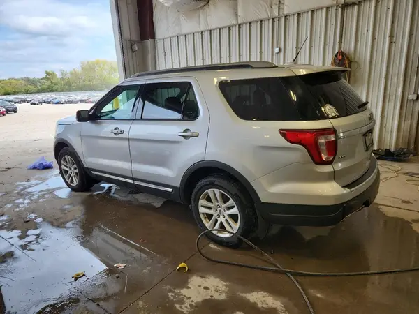 1FM5K8D84JGB02498 2018 FORD EXPLORER - Image 2