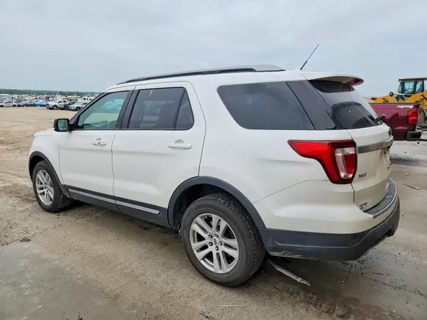 1FM5K8D84JGB56271 2018 FORD EXPLORER - Image 2
