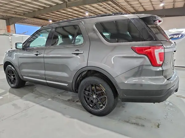 1FM5K8D84JGB61518 2018 FORD EXPLORER - Image 2