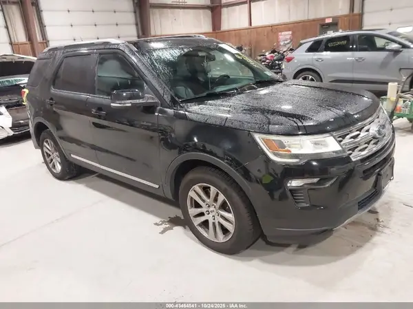 1FM5K8D84JGB83230 2018 FORD EXPLORER - Image 1