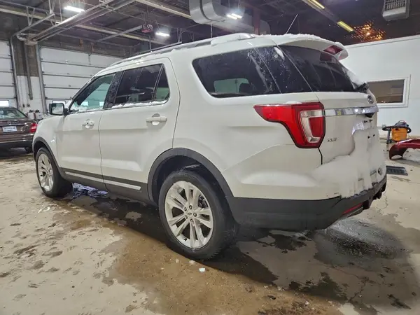 1FM5K8D84JGC14332 2018 FORD EXPLORER - Image 2
