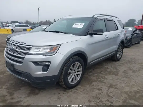 1FM5K8D84JGC15108 2018 FORD EXPLORER - Image 2