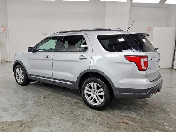 1FM5K8D84JGC15559 2018 FORD EXPLORER - Image 2