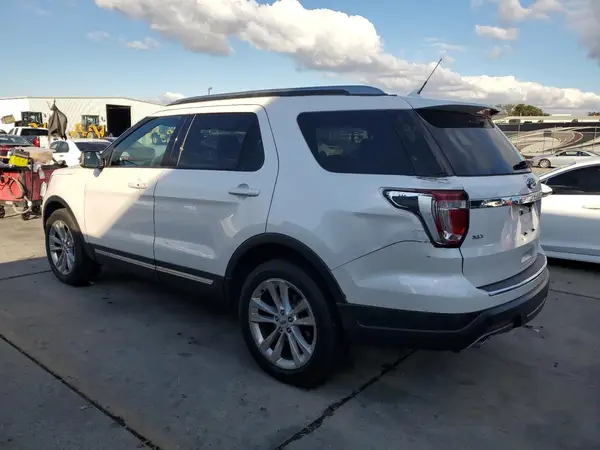 1FM5K8D84JGC42079 2018 FORD EXPLORER - Image 2