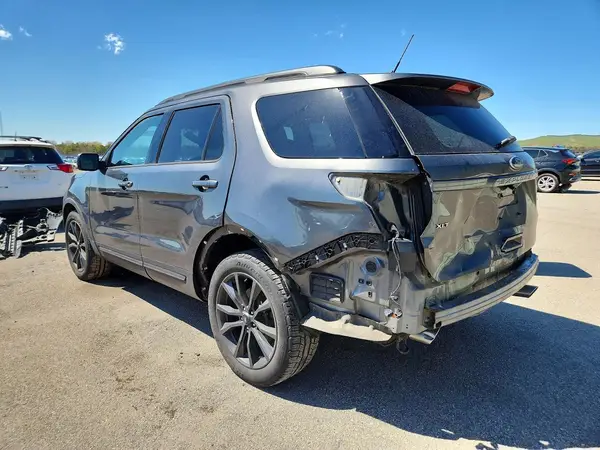 1FM5K8D84JGC50375 2018 FORD EXPLORER - Image 2