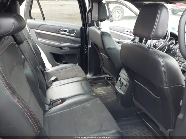 1FM5K8D84JGC60212 2018 FORD EXPLORER - Image 8