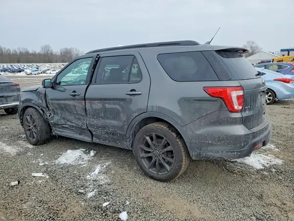 1FM5K8D84KGA74994 2019 FORD EXPLORER - Image 2