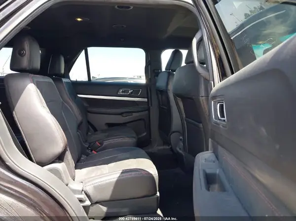 1FM5K8D84KGA90693 2019 FORD EXPLORER - Image 8