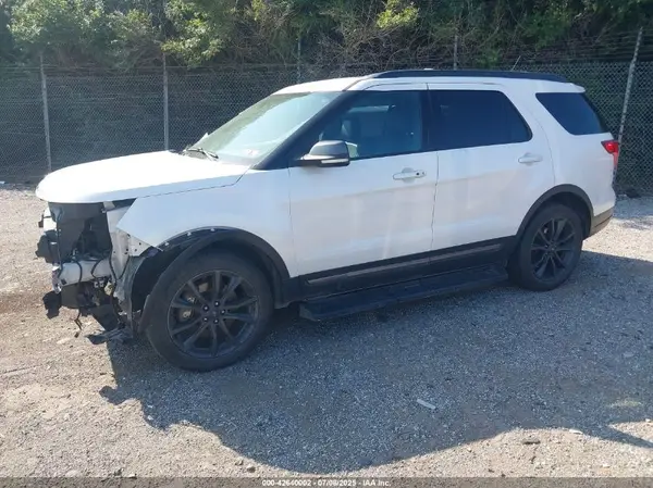 1FM5K8D84KGB00915 2019 FORD EXPLORER - Image 2