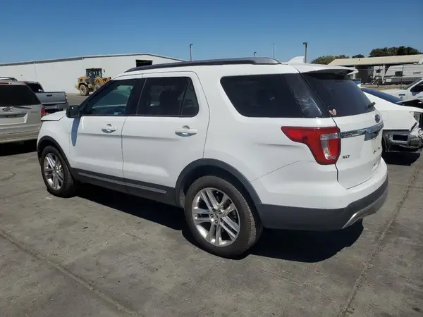 1FM5K8D85GGA26377 2016 FORD EXPLORER - Image 2