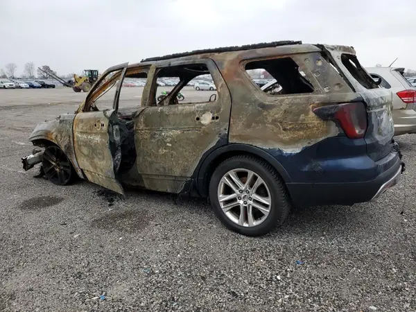 1FM5K8D85GGB29718 2016 FORD EXPLORER - Image 2