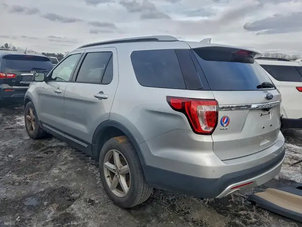 1FM5K8D85GGC00352 2016 FORD EXPLORER - Image 2
