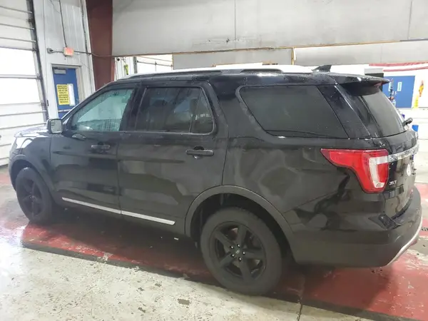 1FM5K8D85GGC21136 2016 FORD EXPLORER - Image 2