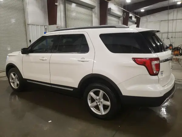 1FM5K8D85GGC40897 2016 FORD EXPLORER - Image 2
