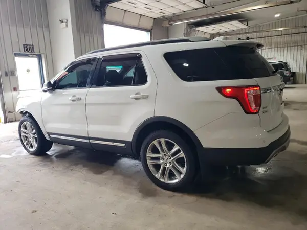 1FM5K8D85GGC46733 2016 FORD EXPLORER - Image 2
