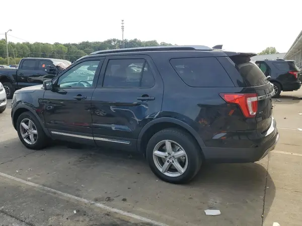 1FM5K8D85GGD19292 2016 FORD EXPLORER - Image 2