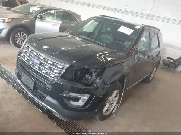 1FM5K8D85GGD19602 2016 FORD EXPLORER - Image 2