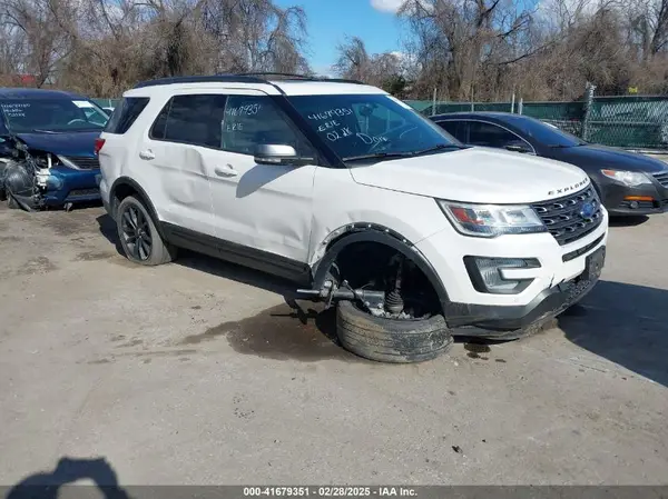 1FM5K8D85HGA02047 2017 FORD EXPLORER - Image 1