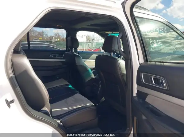 1FM5K8D85HGA02047 2017 FORD EXPLORER - Image 8