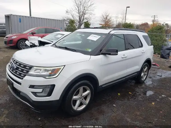 1FM5K8D85HGA06017 2017 FORD EXPLORER - Image 2