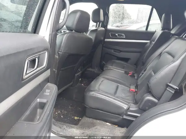 1FM5K8D85HGA06017 2017 FORD EXPLORER - Image 8