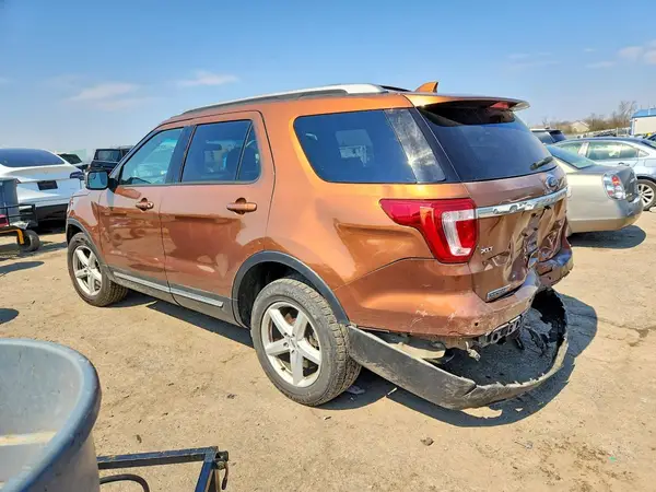 1FM5K8D85HGA09130 2017 FORD EXPLORER - Image 2