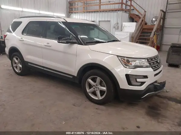 1FM5K8D85HGA22749 2017 FORD EXPLORER - Image 1